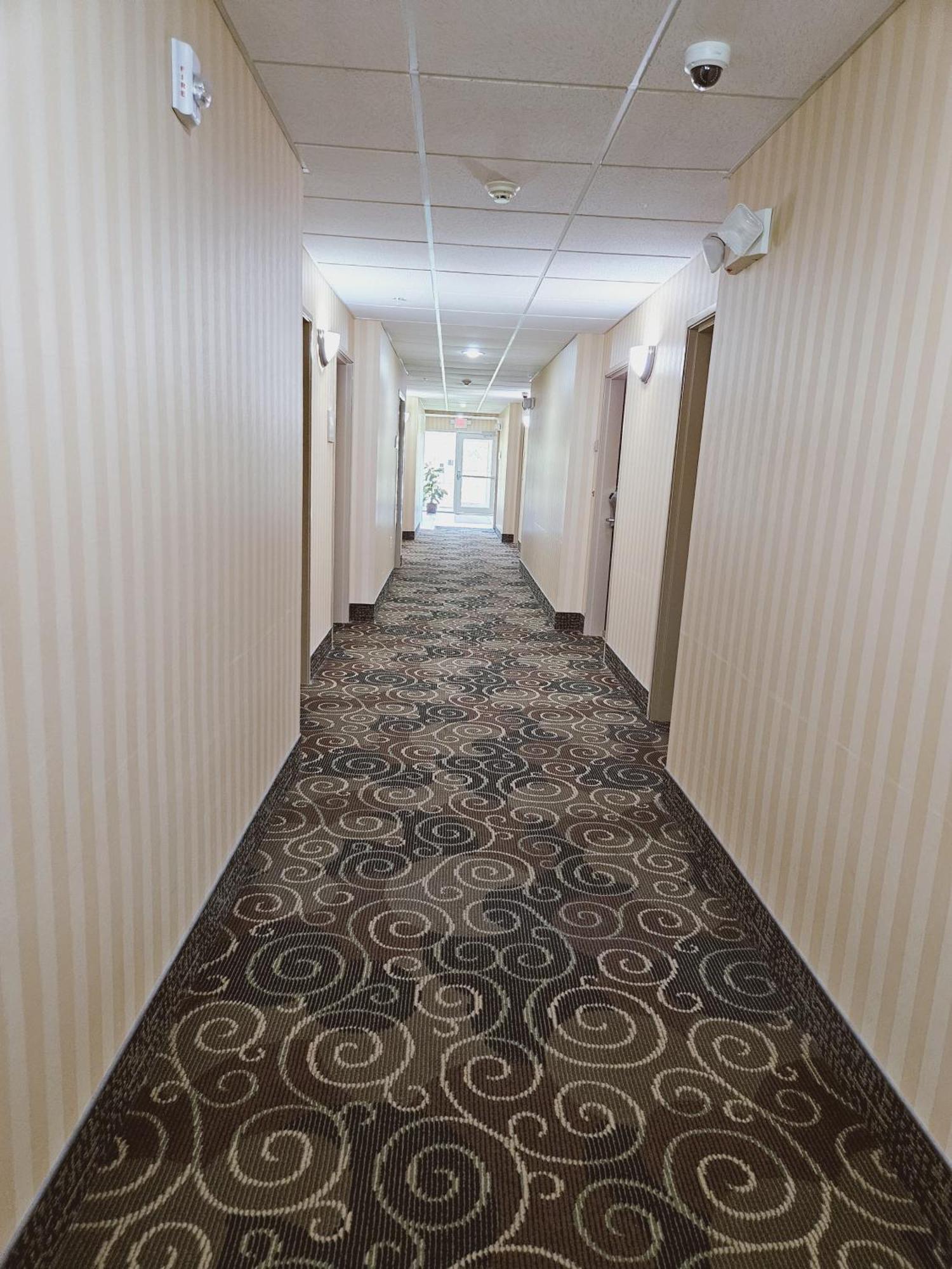Cobblestone Inn & Suites - Bloomfield المظهر الخارجي الصورة