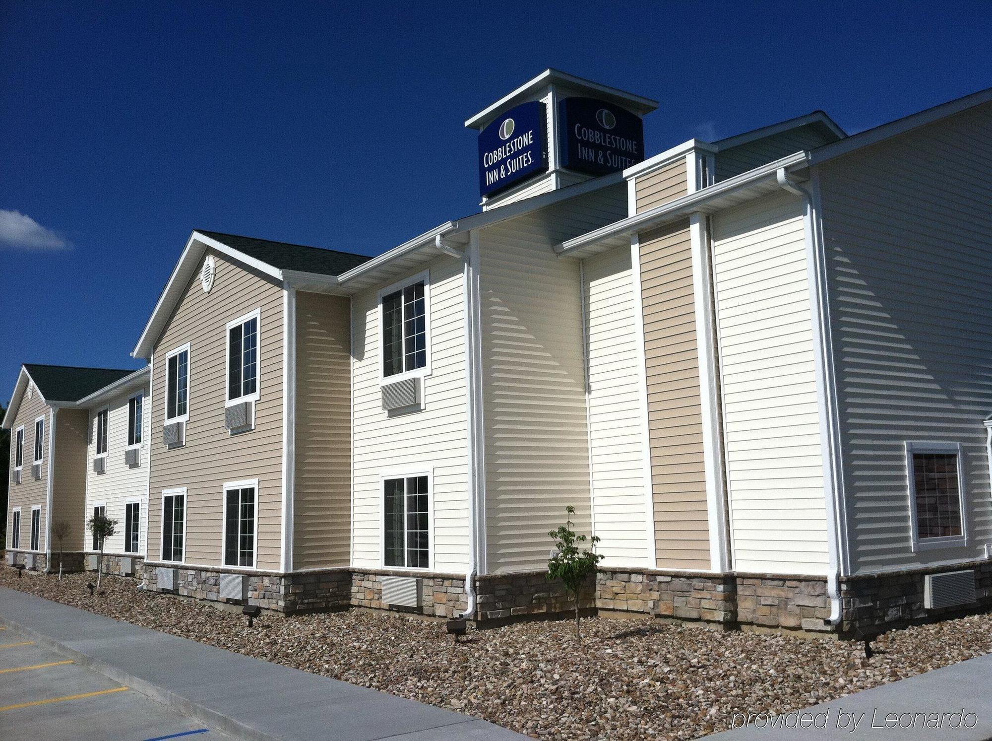 Cobblestone Inn & Suites - Bloomfield المظهر الخارجي الصورة