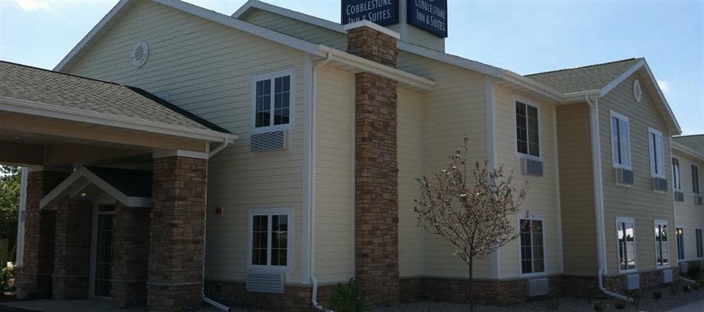 Cobblestone Inn & Suites - Bloomfield المظهر الخارجي الصورة